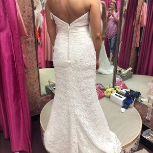 Gorgeous Wedding Dress Like New